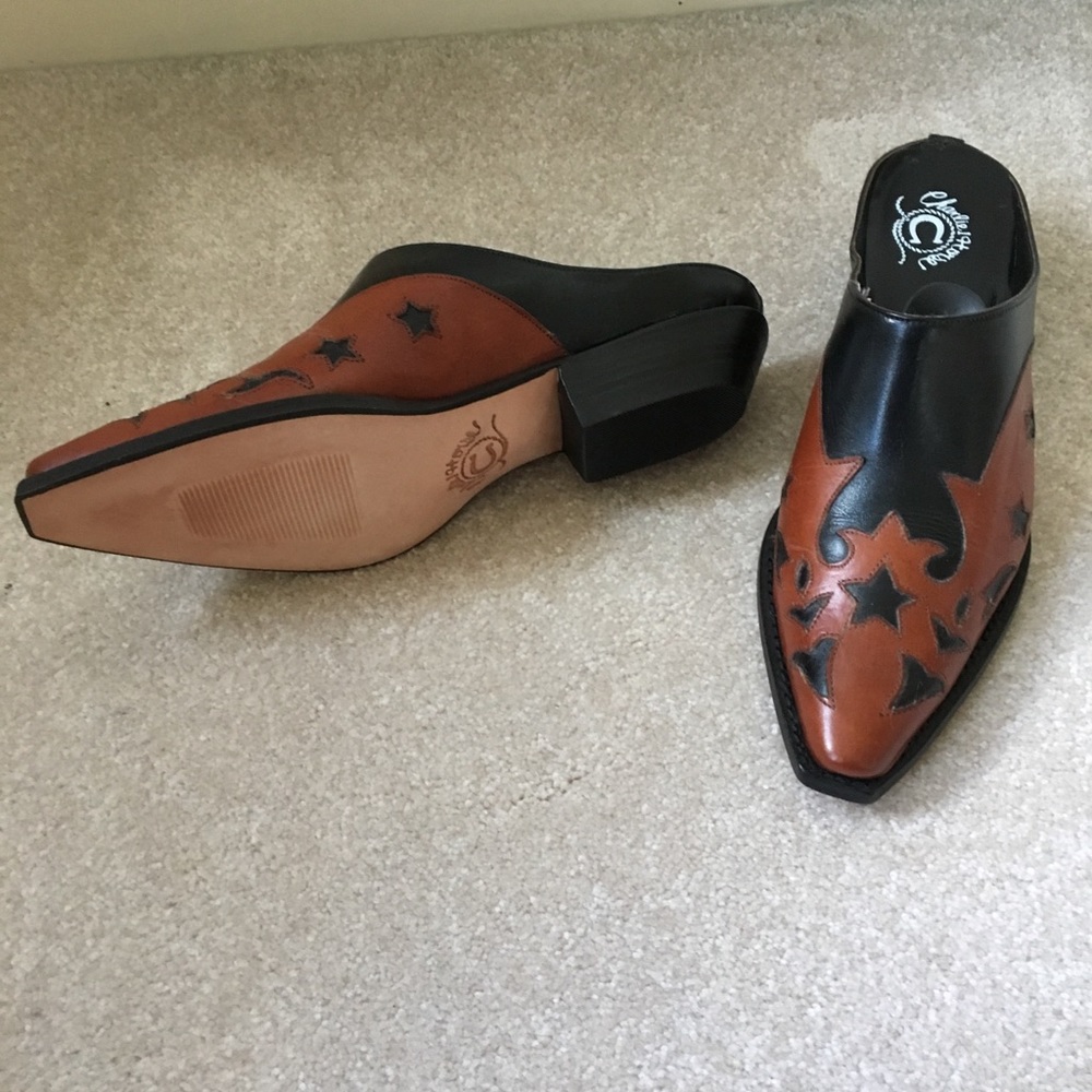 Women’s Mules